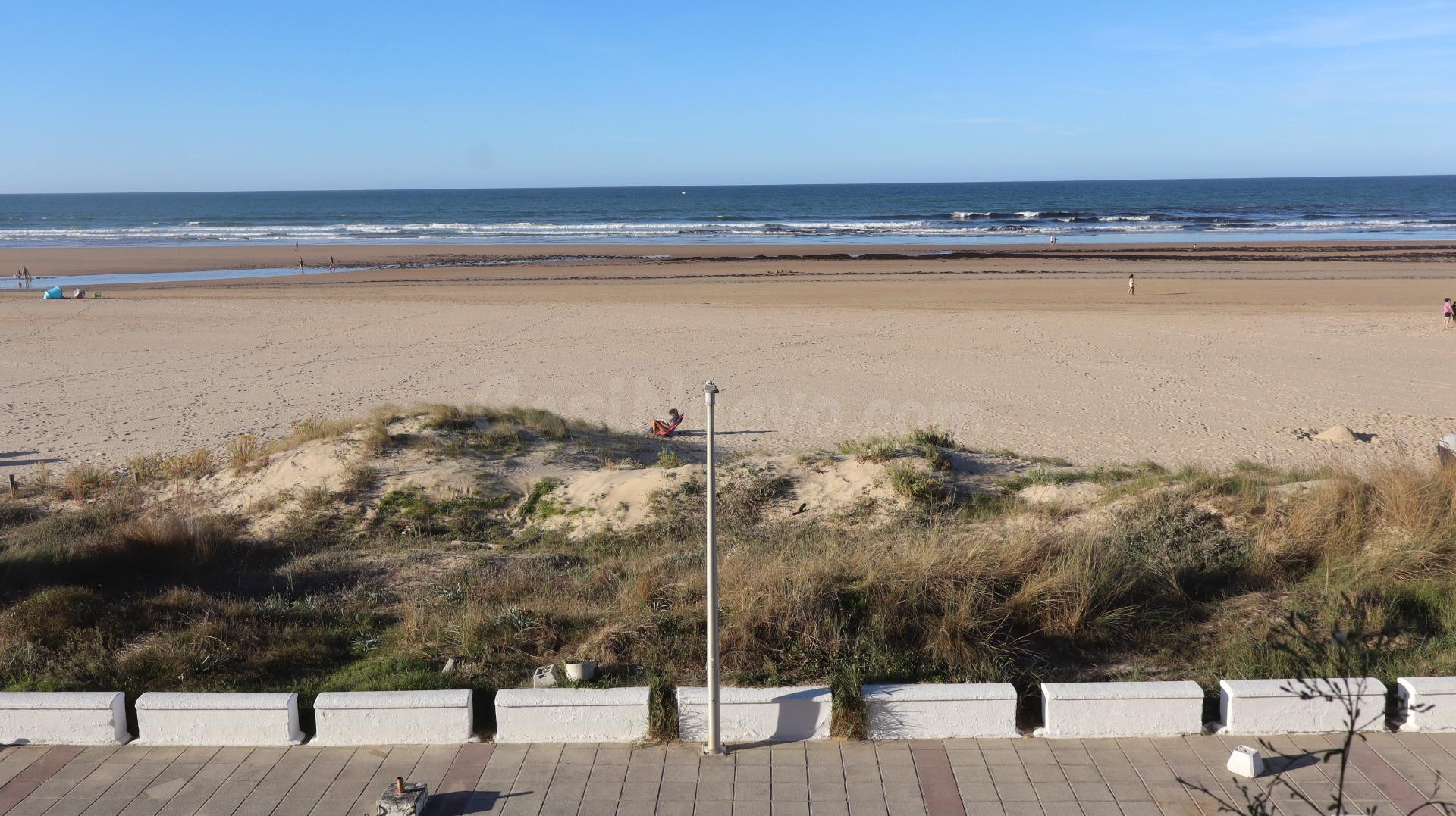 Apartamento a pie de playa en Playa de Berria – Vistas al ma