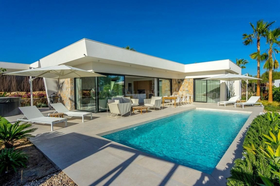 Villa 3 habitaciones 177m² en venta - Las Colinas Golf