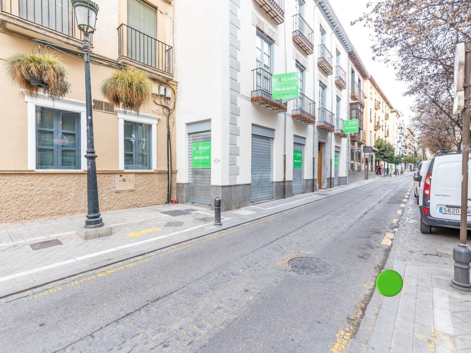 LOCAL COMERCIAL EN VENTA  ESQUINA EN CALLE MOLINOS