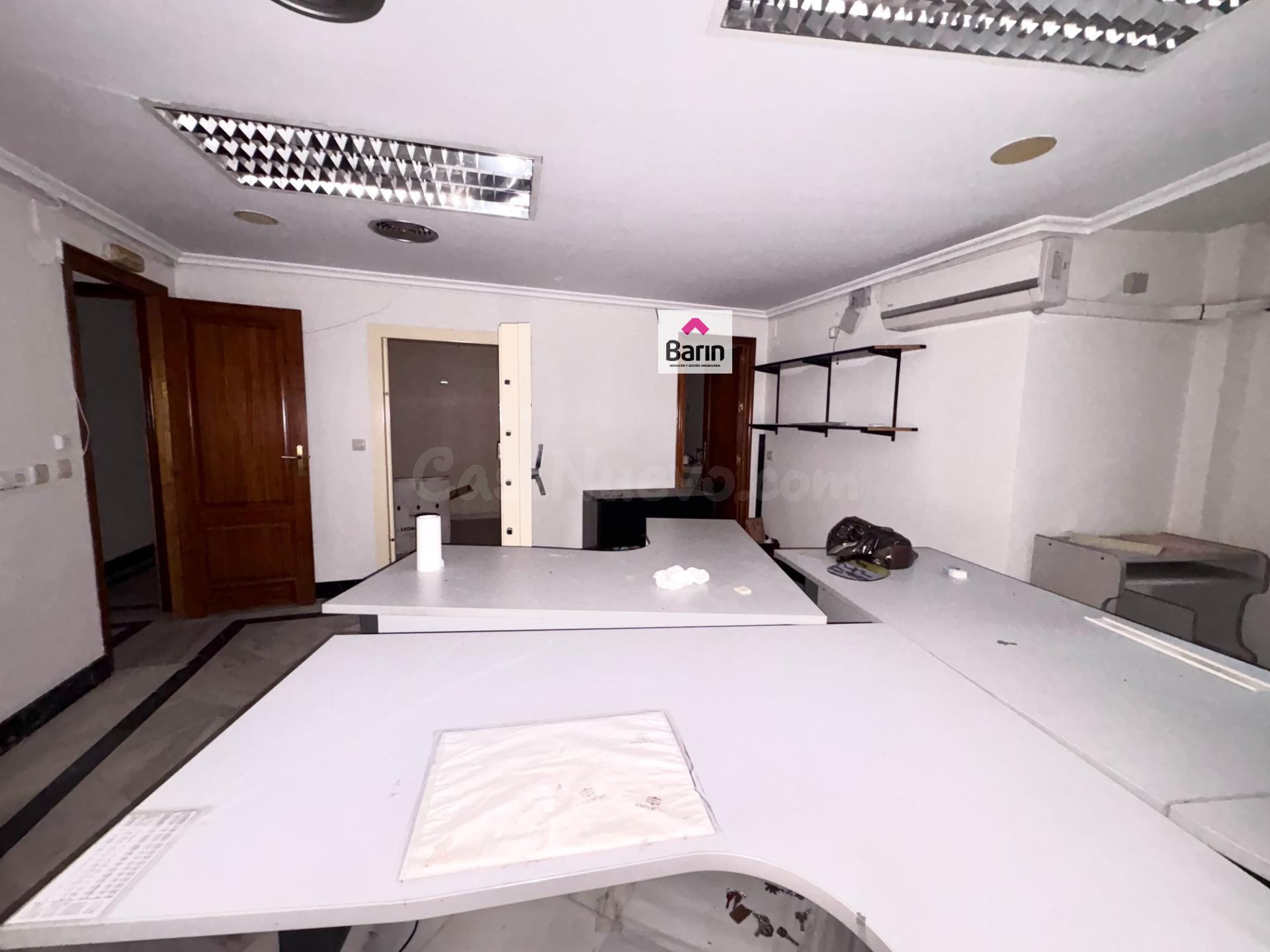 ¡Oportunidad Única! Oficina en el Corazón de Córdoba por solo €123,500