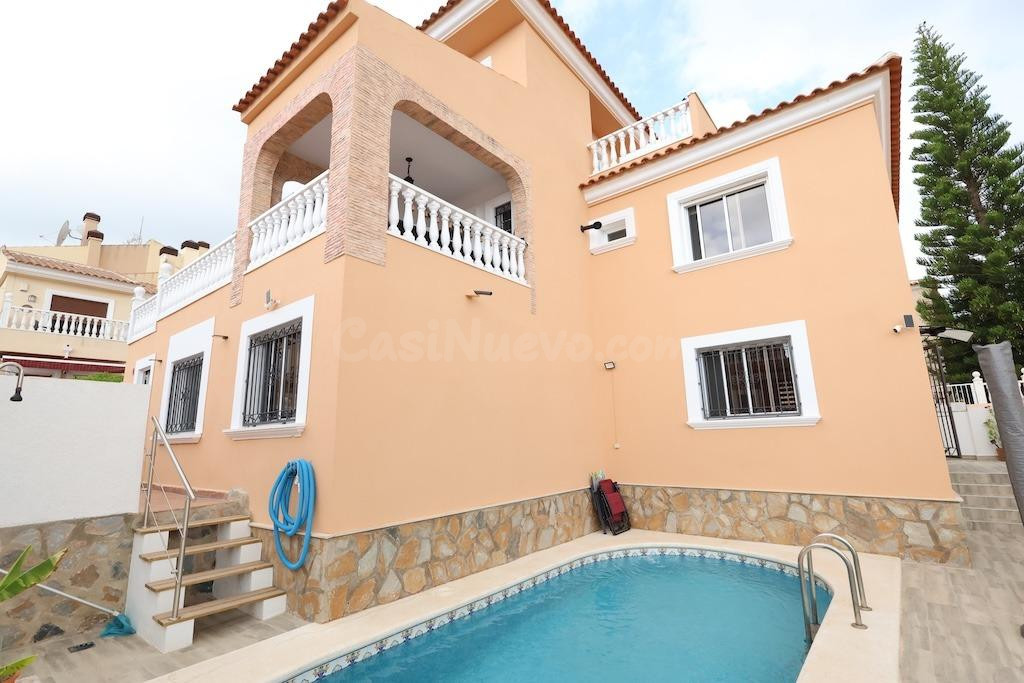 Chalet independiente en Blue Lagoon