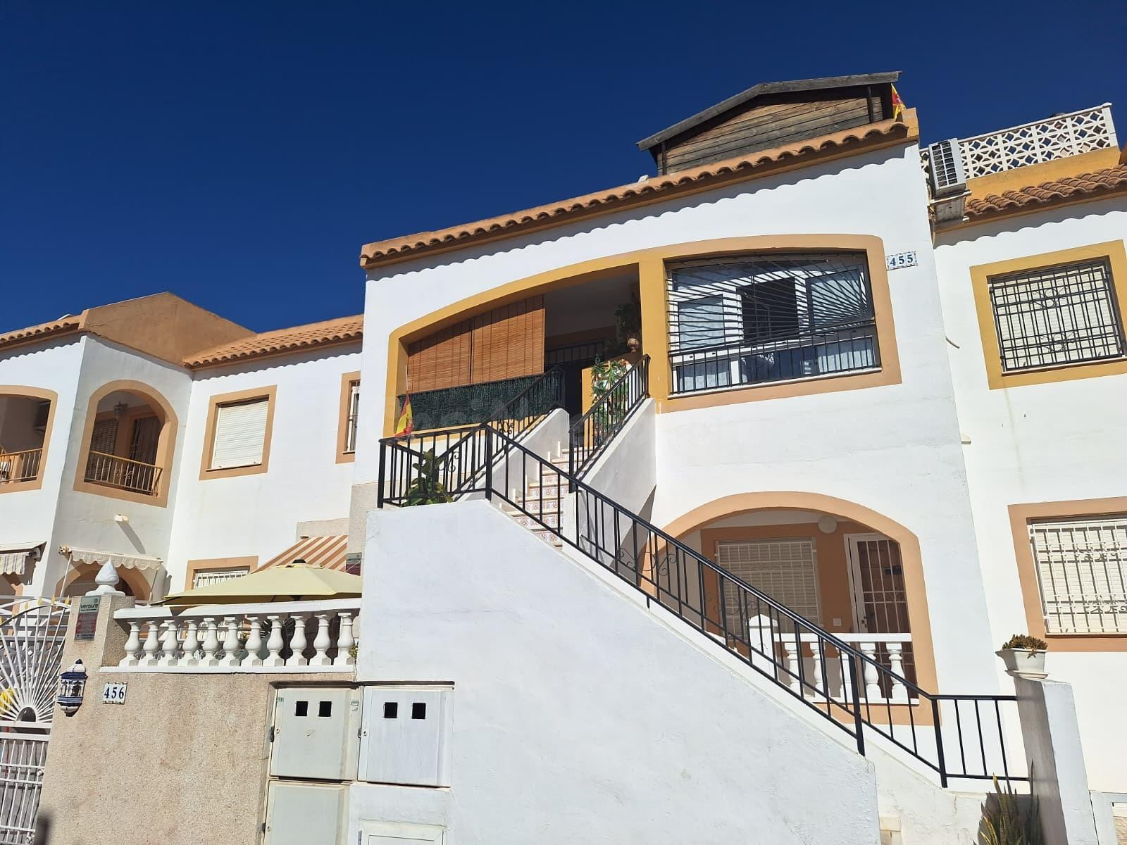Bungalow acogedor en Torrevieja — ideal para descansar y vivir junto al mar ☀️