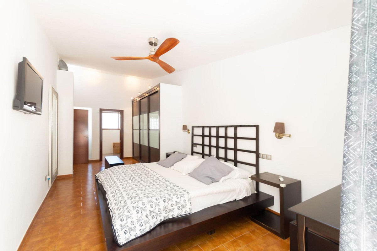 Villa 4 habitaciones 220m² en alquiler - Marbella - foto 5