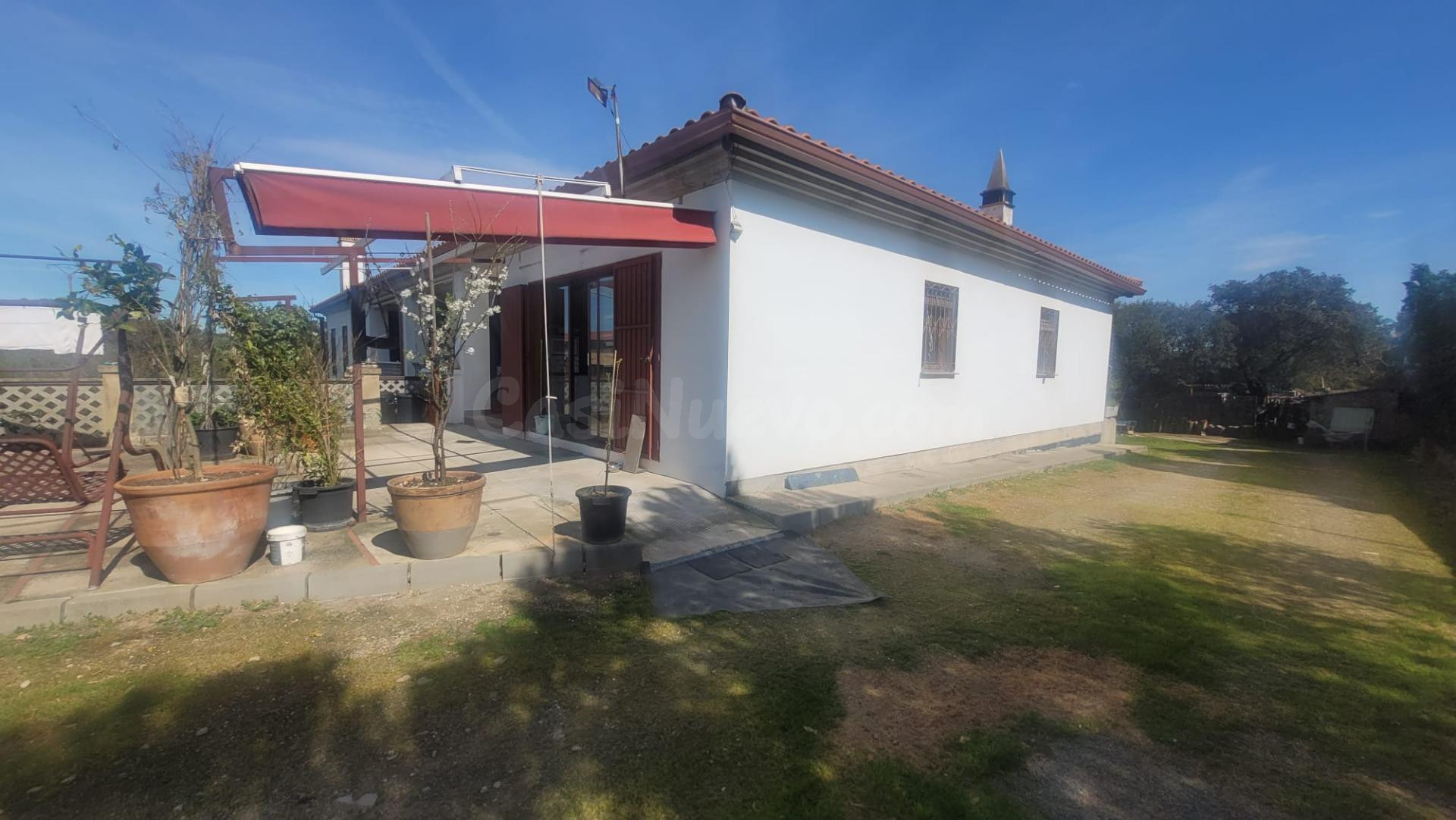 CASA DE CAMPO CON ESCRITURAS EN MONTE DEL CASAR