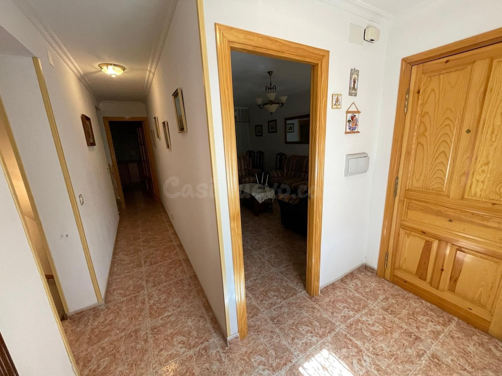CASA ADOSADA EN BUEN ESTADO EN CAÑAVERAL - foto 3