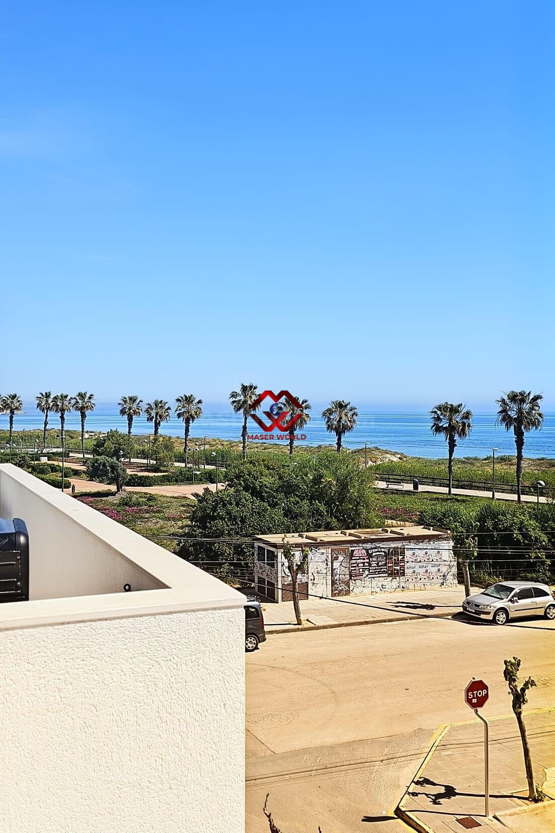 Exclusivo adosado de diseño con jacuzzi privado a pocos pasos del Mediterráneo