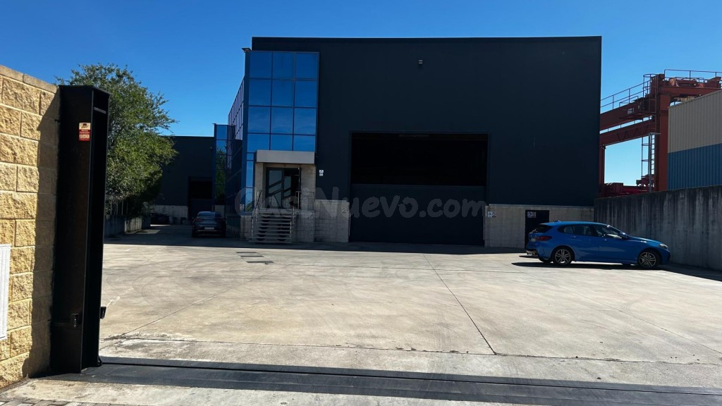 NAVE INDUSTRIAL 2.000 m² | PARCELA 3.000 m² | 11 M ALTURA |  - foto 4