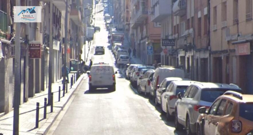Venta piso en Santa Coloma de Gramenet (Barcelona)