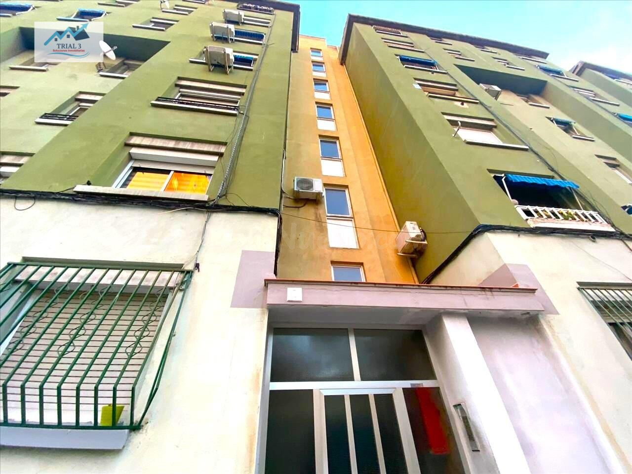 Venta Piso en Sabadell - Barcelona ,  Calle Bolvir Nº 2