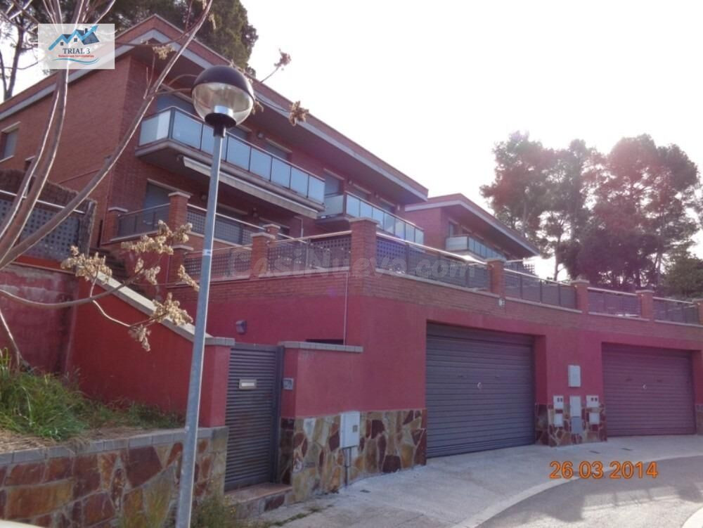 VENTA PISO EN CL VERGE DE MONTSERRAT 29 ( SANT QUIRZE DEL VALLES - BARCELONA)