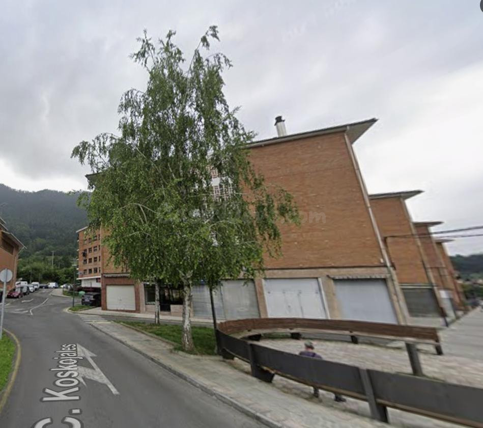 VIVIENDA EN ALONSOTEGUI