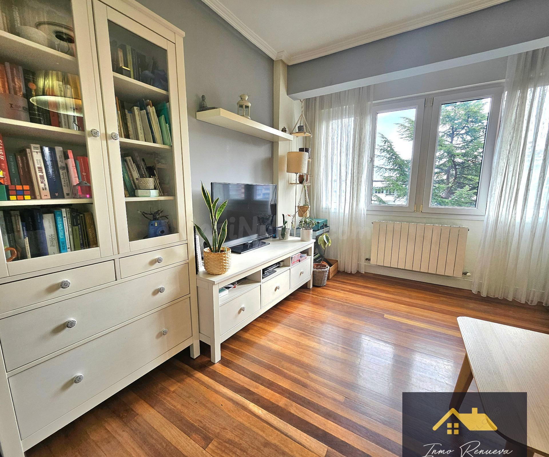 Se vende piso céntrico en Santurtzi - foto 3