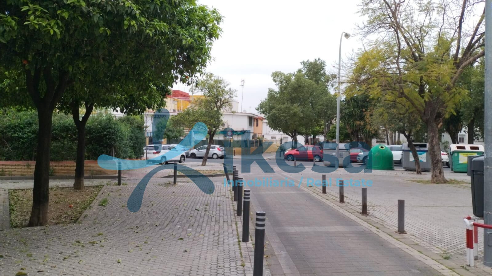 Venta de Adosado "sin posesión" (no visitable) en La Plata - Sevilla