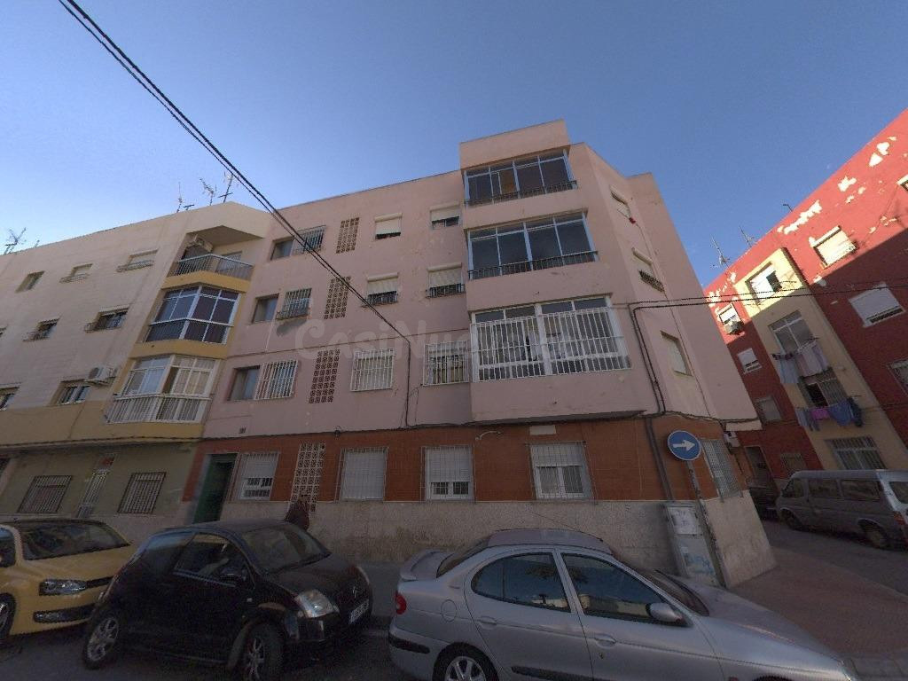 VIVIENDA SIN POSESIÓN EN VENTA ENALMERÍA – OPORTUNIDAD PARA INVERSORES