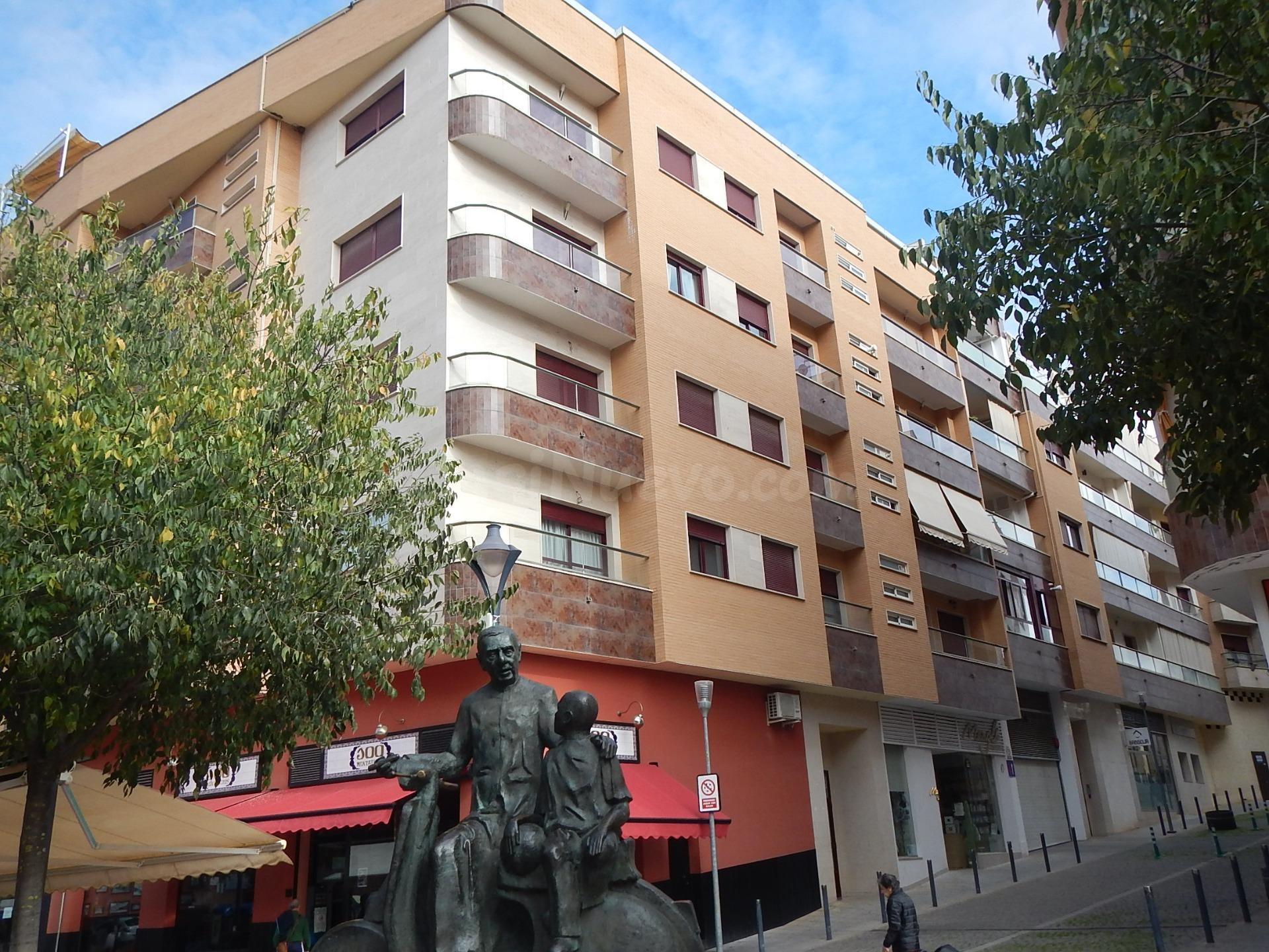 Se vende Piso en la localidad de Almendralejo Sin posesión