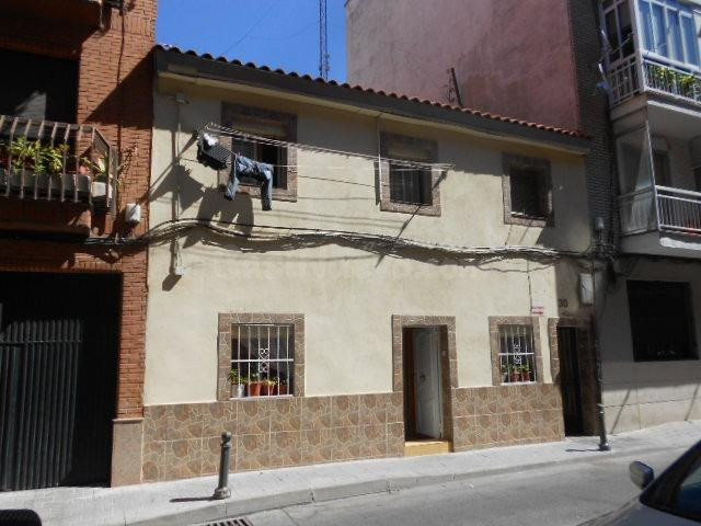 Venta de Vivienda en San Fernando de Henares, Madrid. Activo inmobiliario Sin Posesión. No se Puede Visitar, Ni financiar.