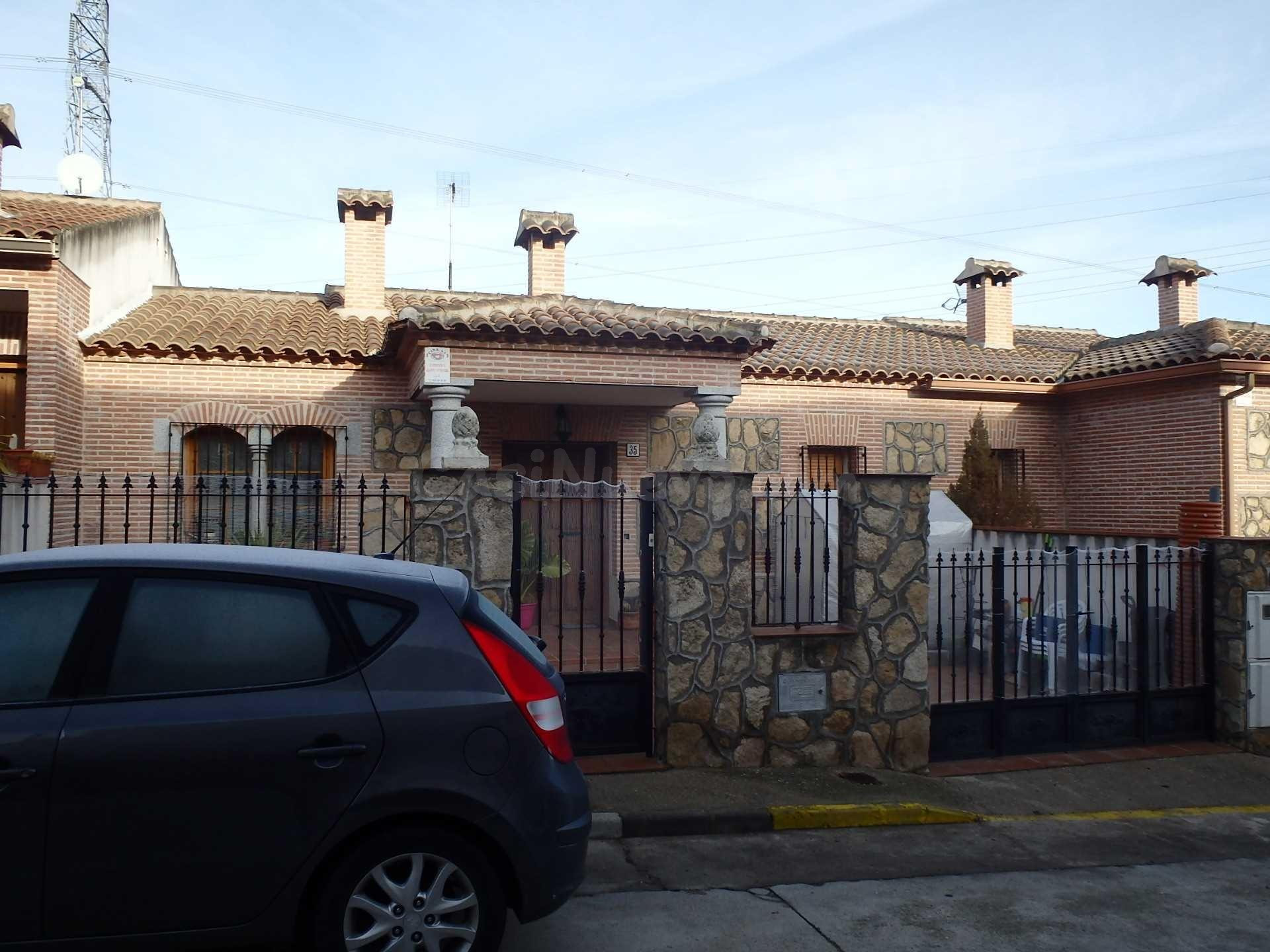 Venta de Vivienda Unifamiliar en Cazalegas, Toledo. Activo inmobiliario Sin Posesión, No se puede Visitar, Ni Financiar.