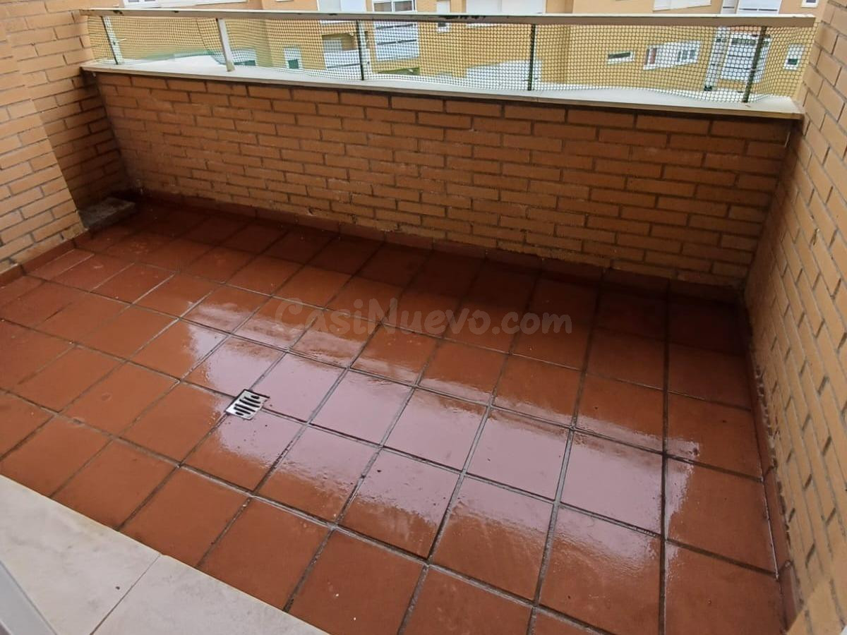 Encantador Piso en Las Navas del Marqués - Oportunidad Única - foto 4