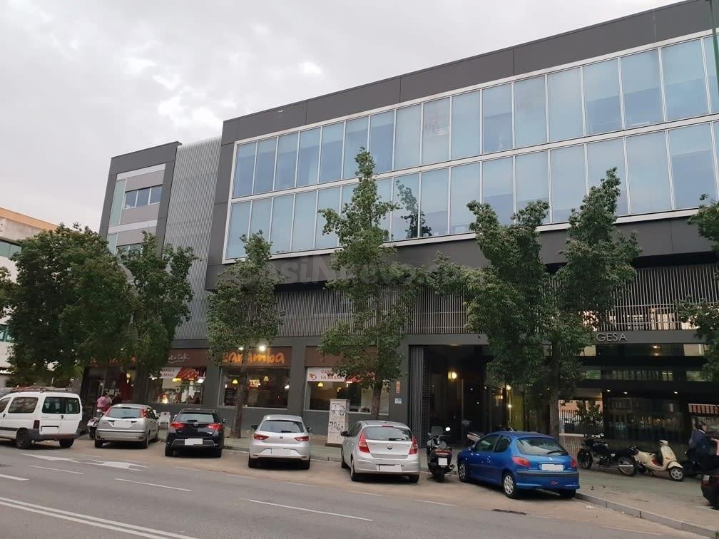 Venta de 4 Oficinas en Avda. Hytasa - Sevilla (Alquiladas)