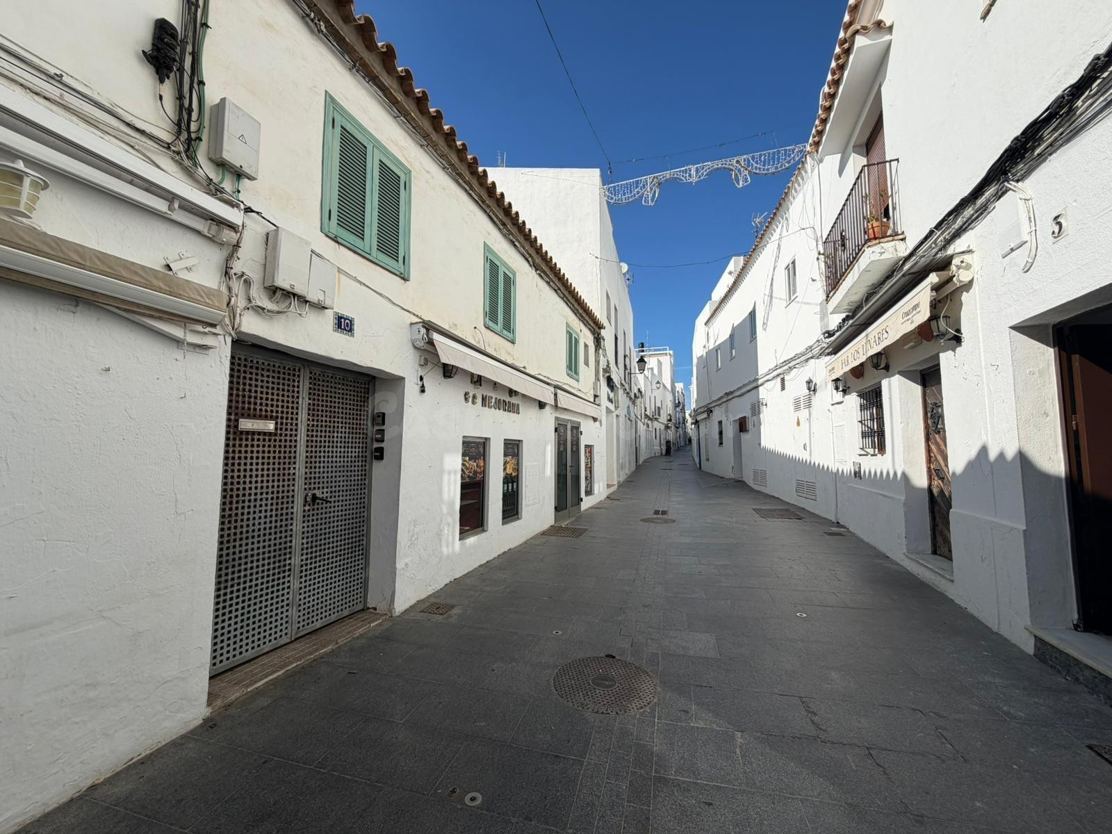 Piso en venta en el corazón de Conil de la Frontera – 93 m2 ✨