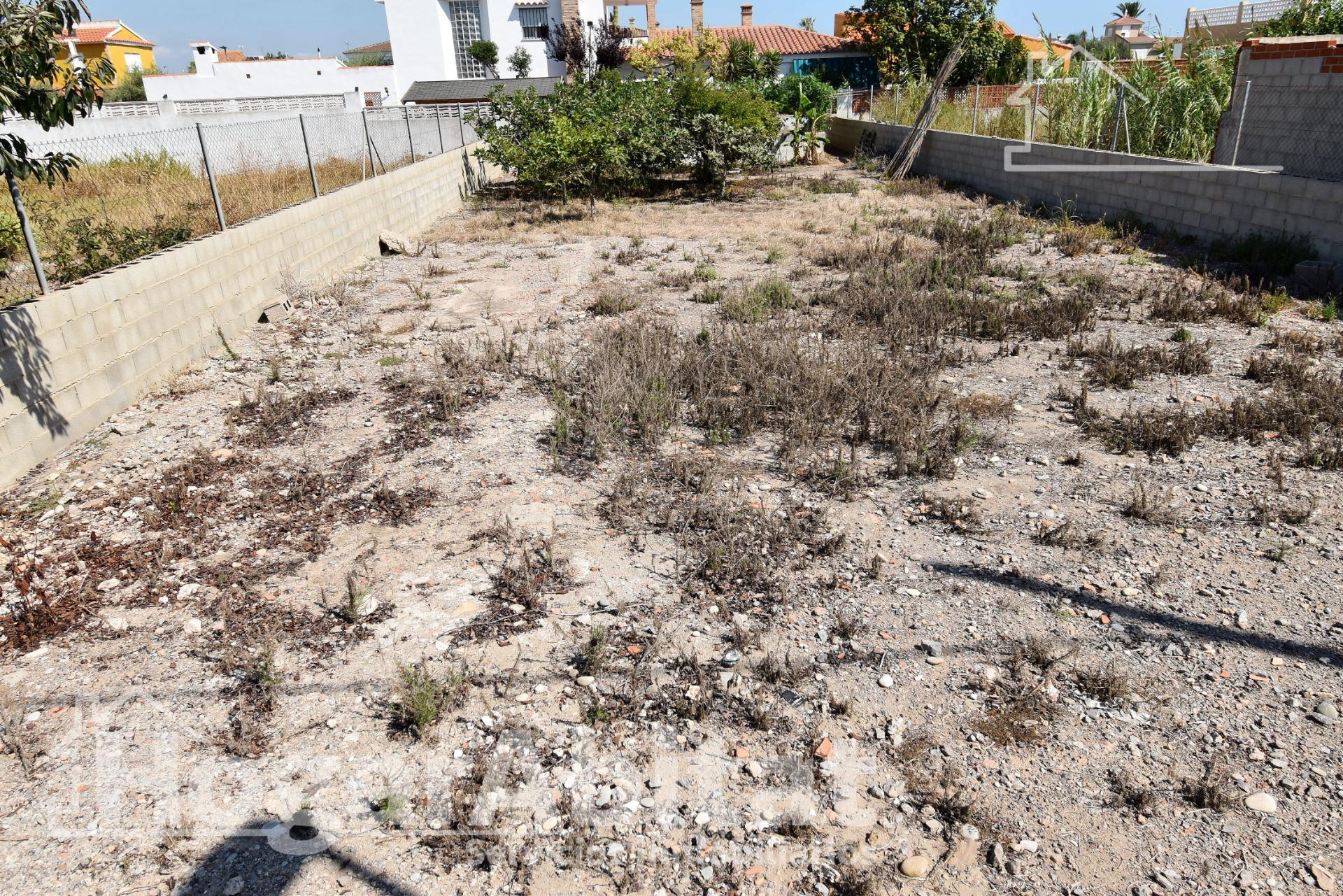 ¡OPORTUNIDAD INCREÍBLE! TERRENO URBANO MUY AMPLIO EN LA ZONA - foto 5