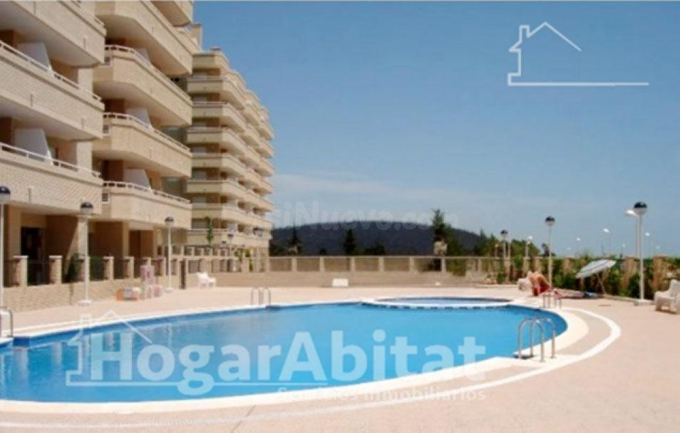 ¡1ª LINEA DE LA PLAYA! CON TERRAZA, GARAJE Y PISCINA CON VISTAS AL MAR