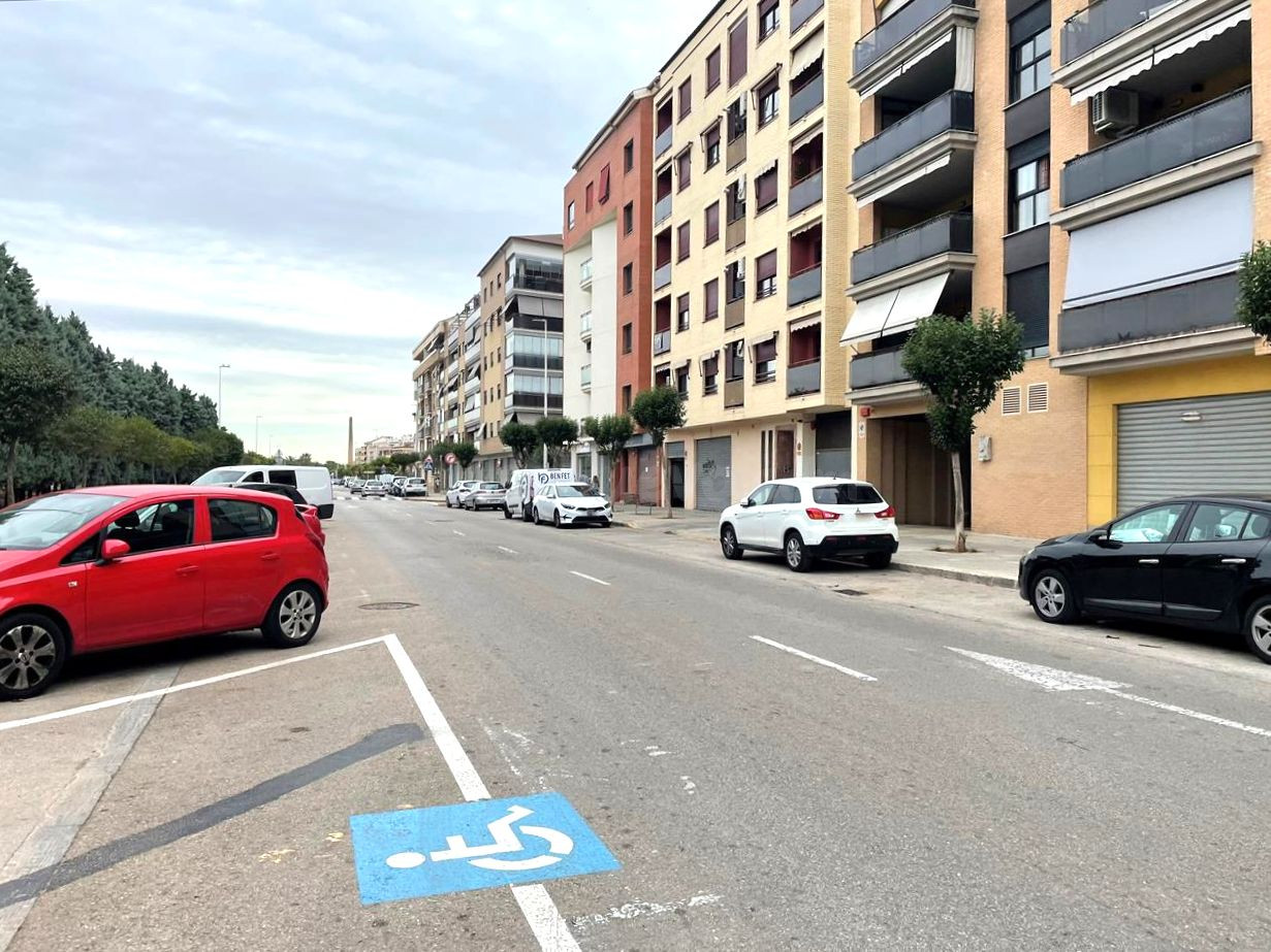 Apartamento 4 habitaciones 253m² en venta - Barrio 8 de marz - foto 3