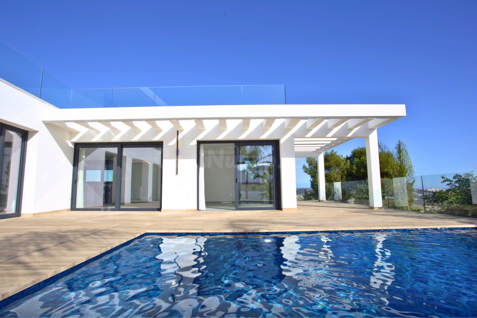 Villa 3 habitaciones 235m² en venta - Pla del mar