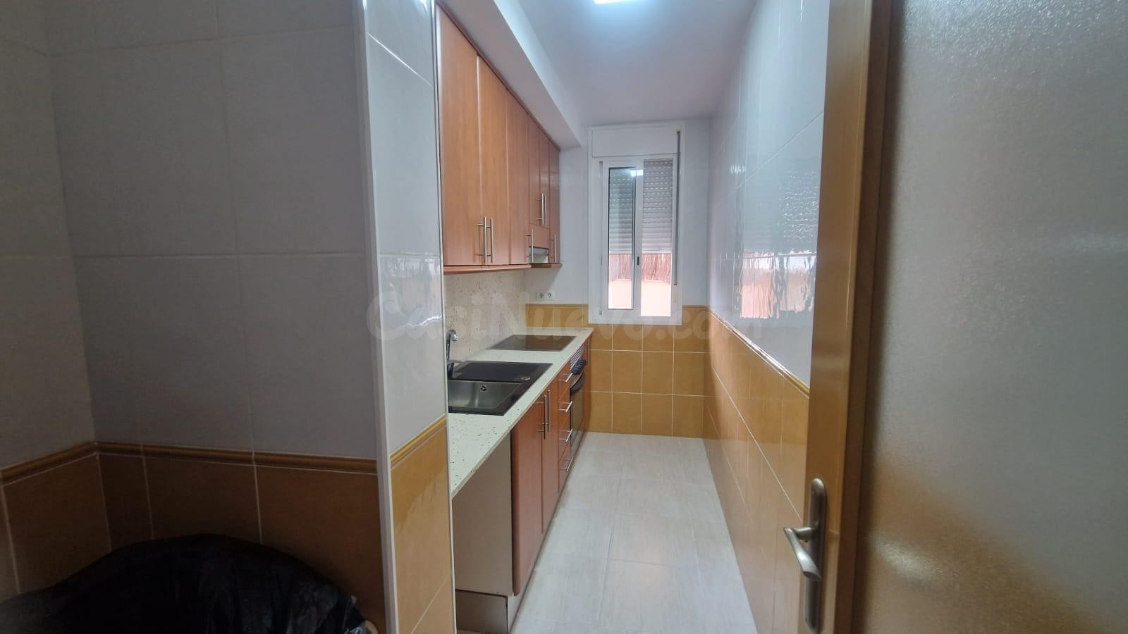 Acogedor Apartamento en La Ràpita  por 149,500€ - foto 4