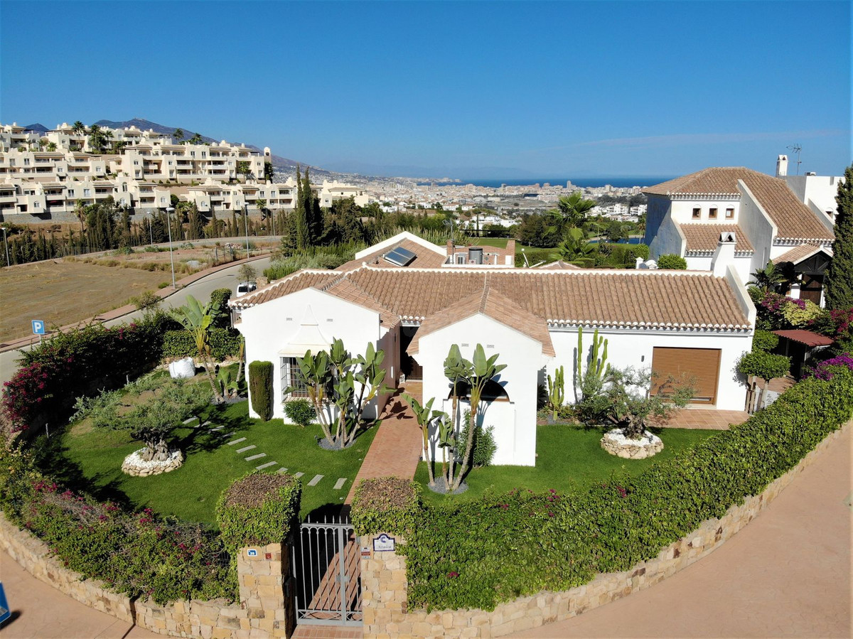 Chalet 3 habitaciones 477m² en venta - Riviera del sol