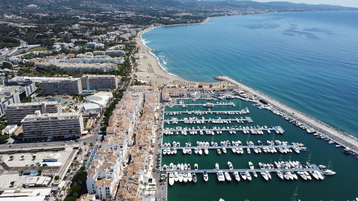 Apartamento 3 habitaciones 140m² en venta - Marbella