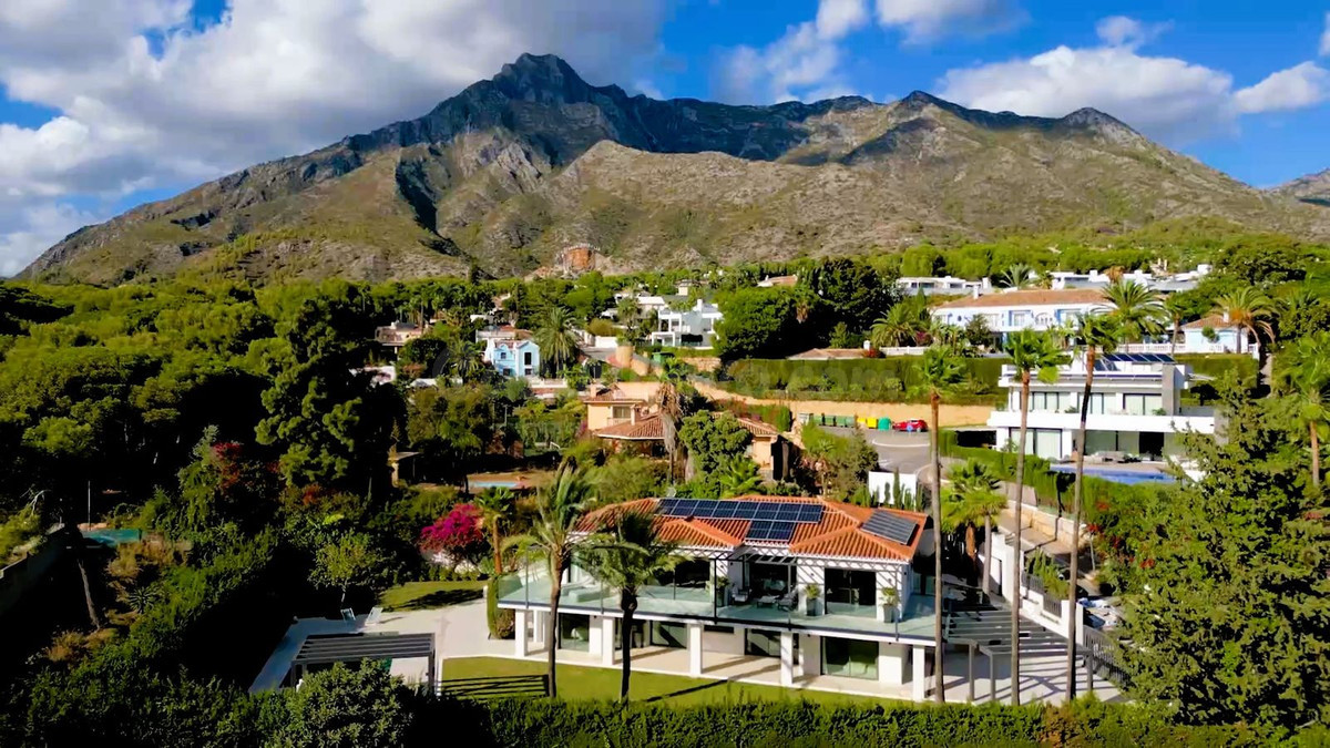 Chalet 5 habitaciones 405m² en venta - Marbella
