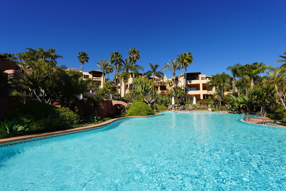 Apartamento 3 habitaciones 164m² en venta - Altos de Estepona