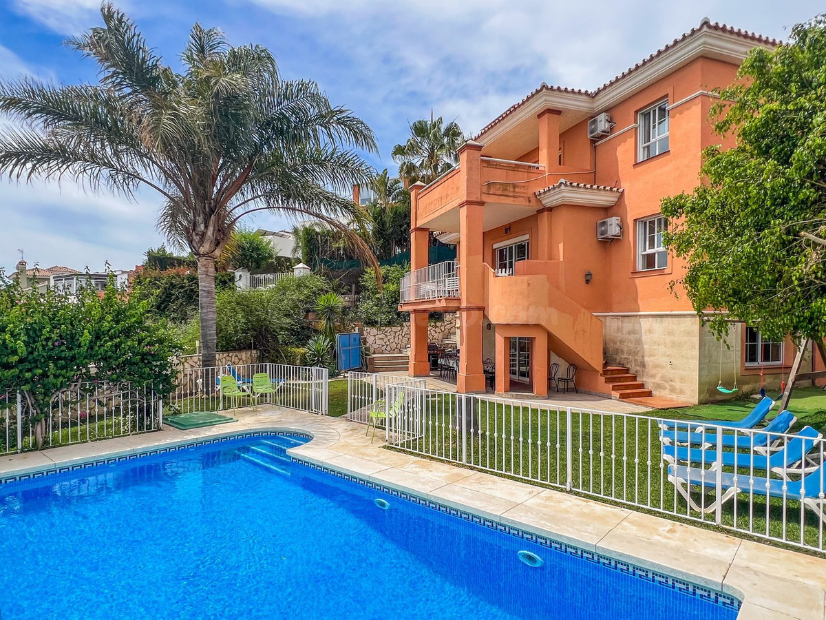 Chalet 4 habitaciones 229m² en venta - Riviera del sol