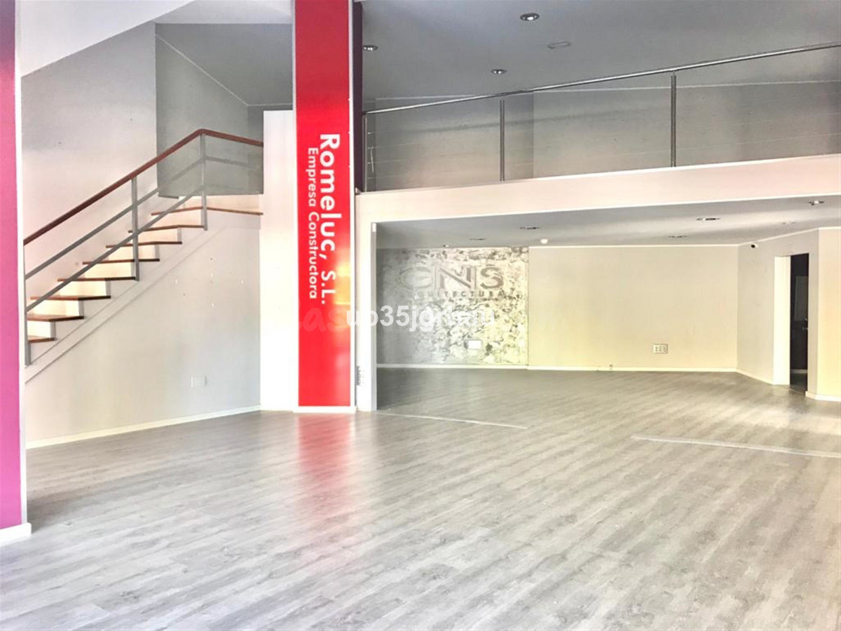 Local comercial 400m² en venta - Costa Del Sol