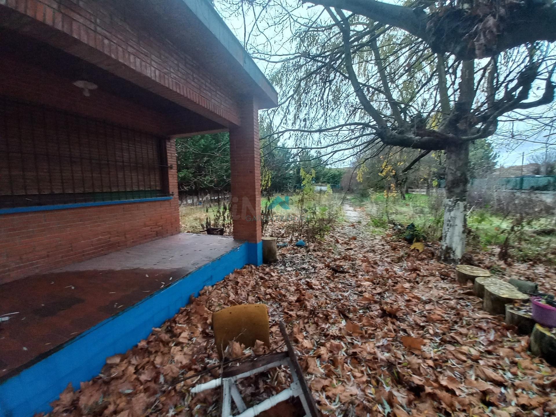 Amplio Chalet en Sarracín a Reformar - Oportunidad Única - foto 2