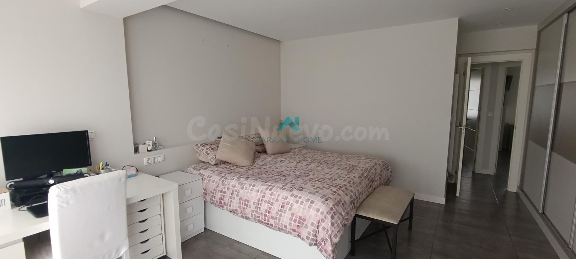 Se vende piso en Laredo - foto 4