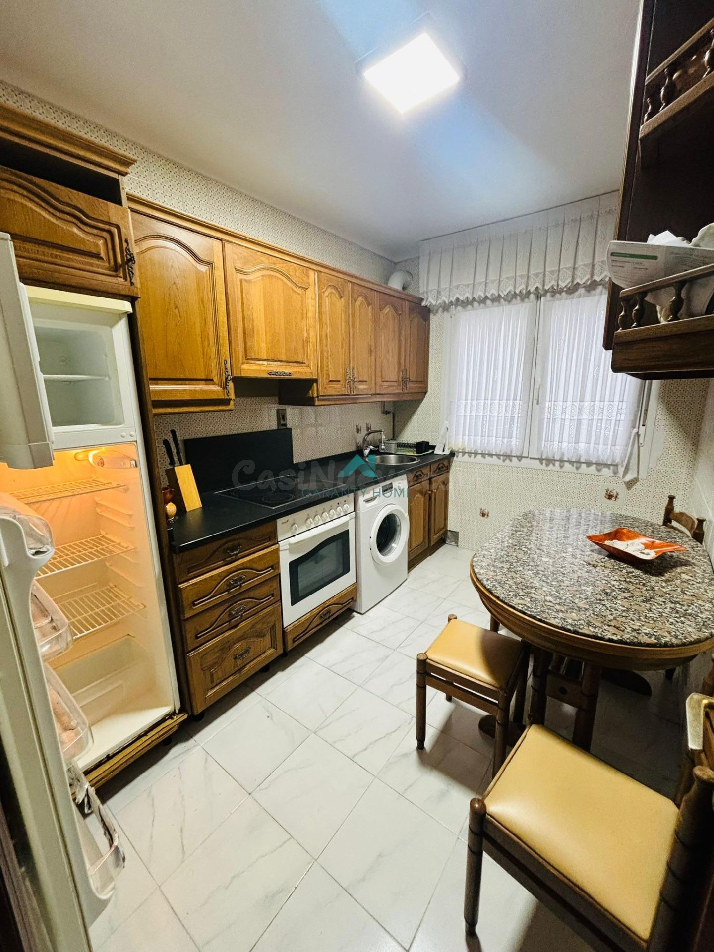 Se vende piso en Castro - foto 2