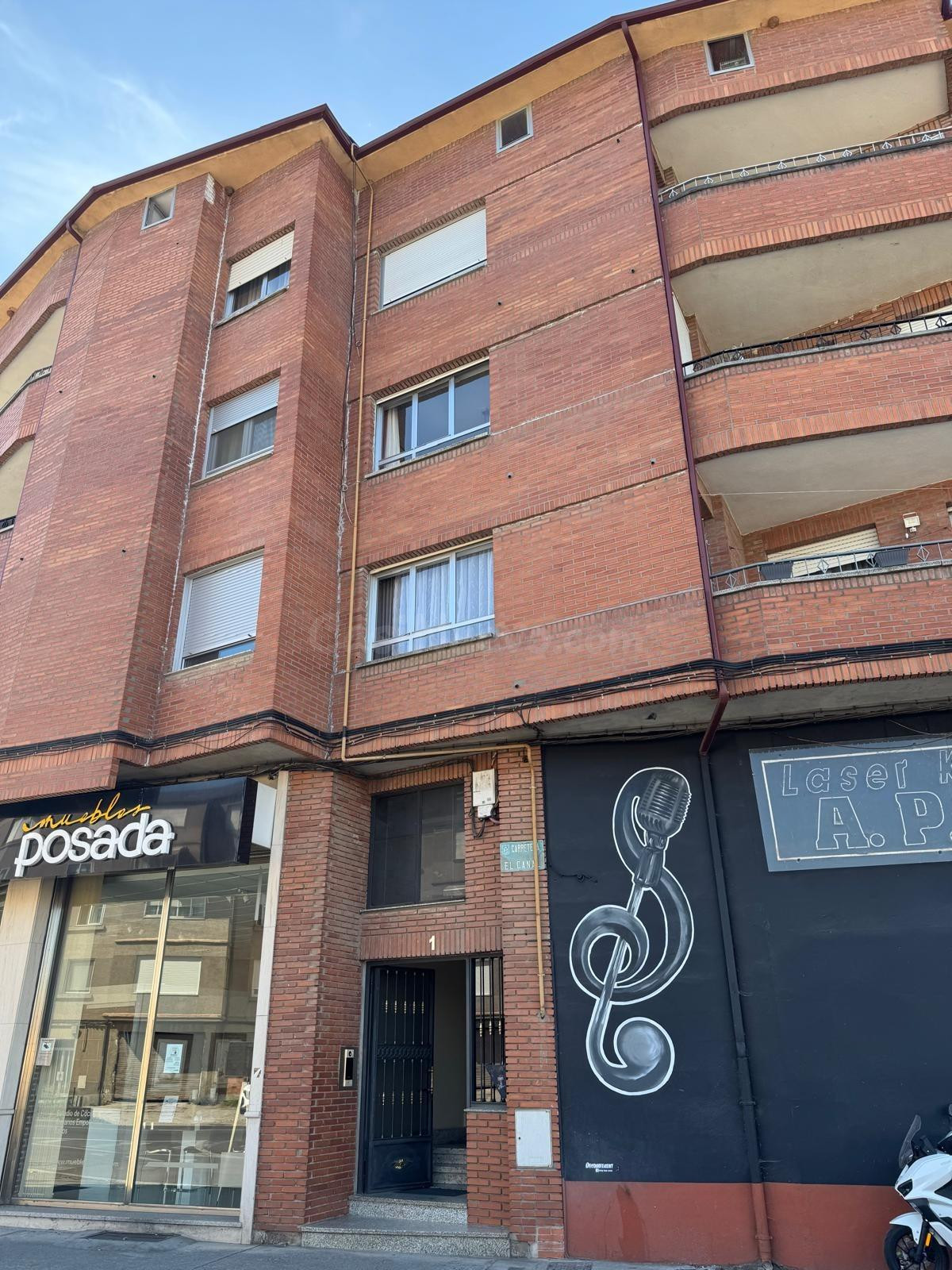 Amplio Piso en Alquiler en Fuentes Nuevas, Ponferrada - €500
