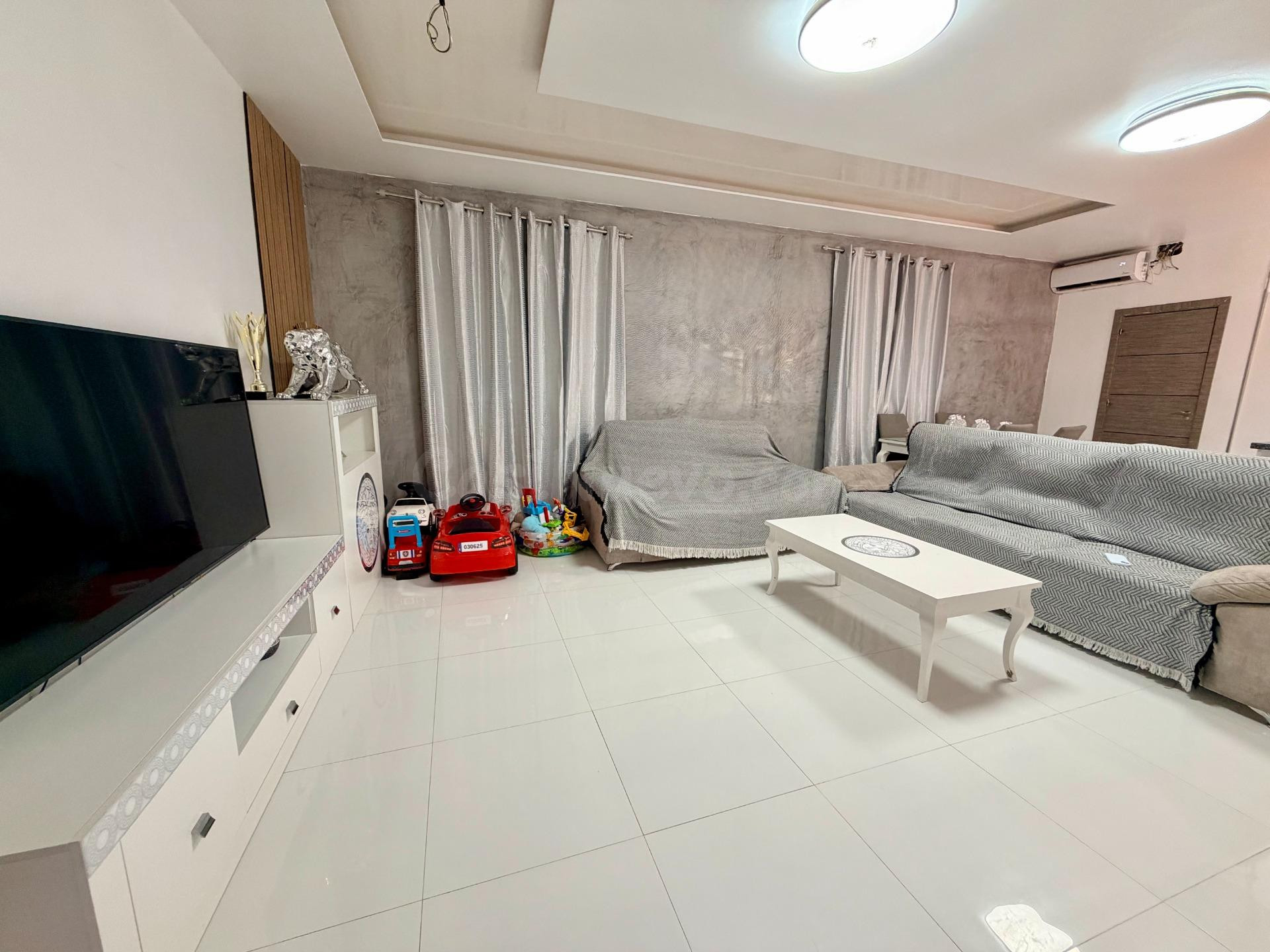 Cortijo reformado con construcción legalizada y 2.590 m2 de  - foto 5