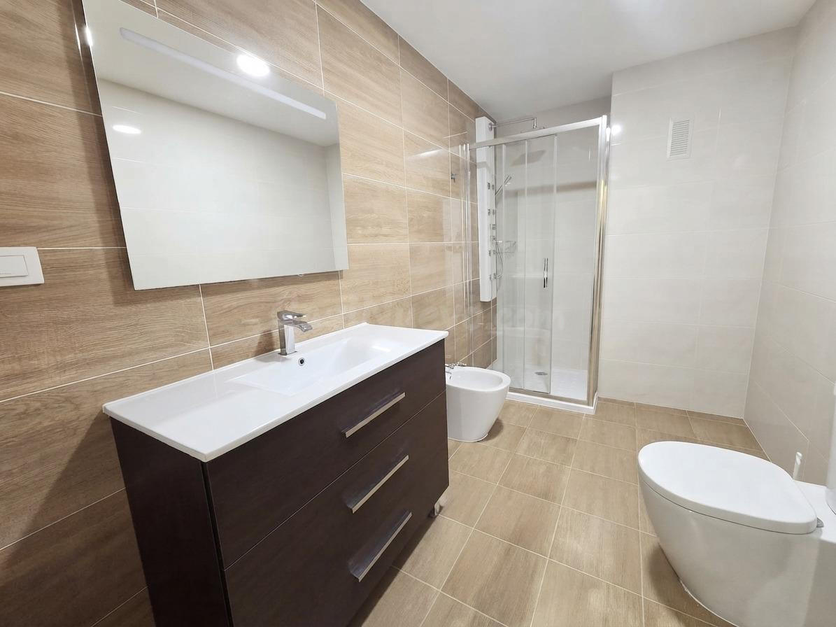 ESPECTACULAR PISO EN NUEVO A ESTRENAR EN GANDIA HILLS - foto 3