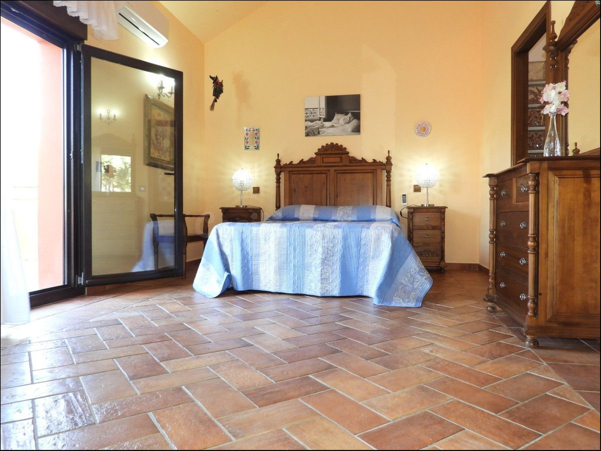Casa 5 habitaciones 350m² en venta - Puerto de la Duquesa - foto 4