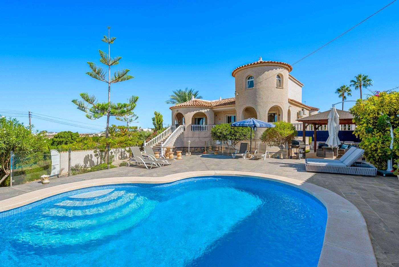 Villa 5 habitaciones 375m² en venta - Comunidad valenciana