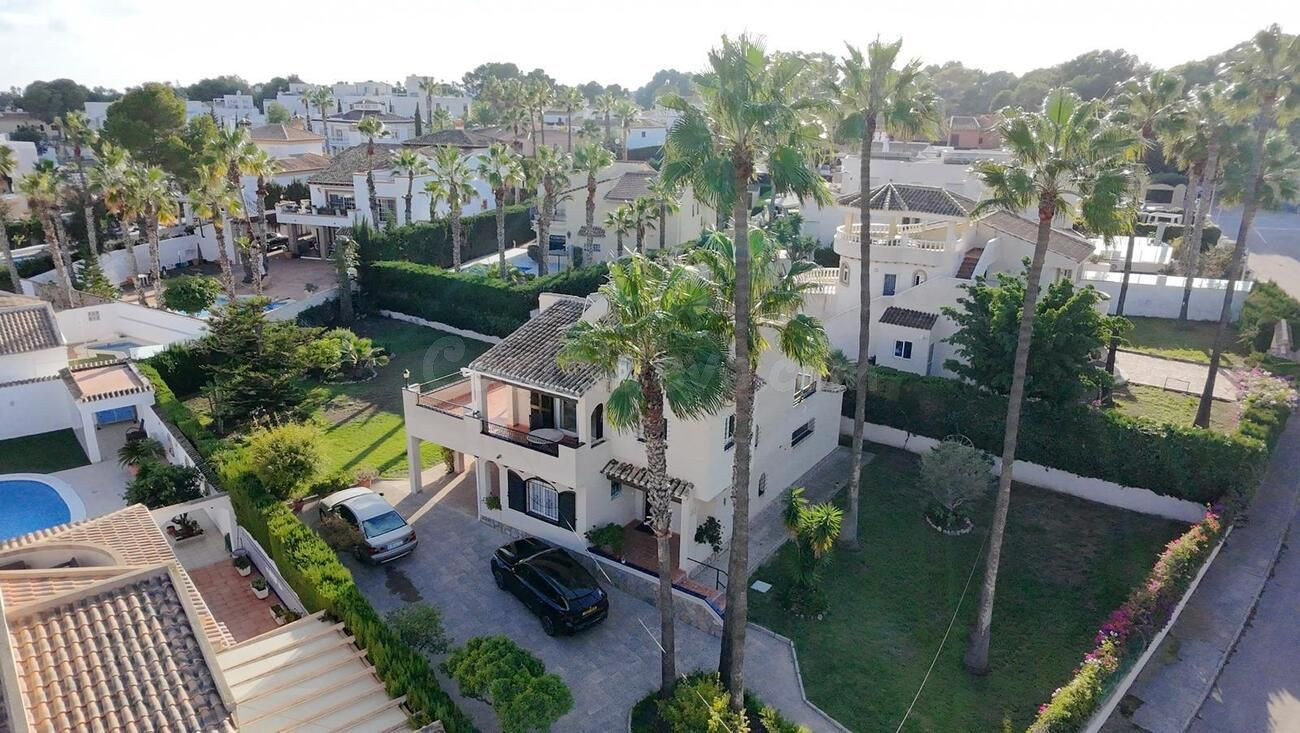 Villa 3 habitaciones 140m² en venta - Villamartín-Las Filipinas