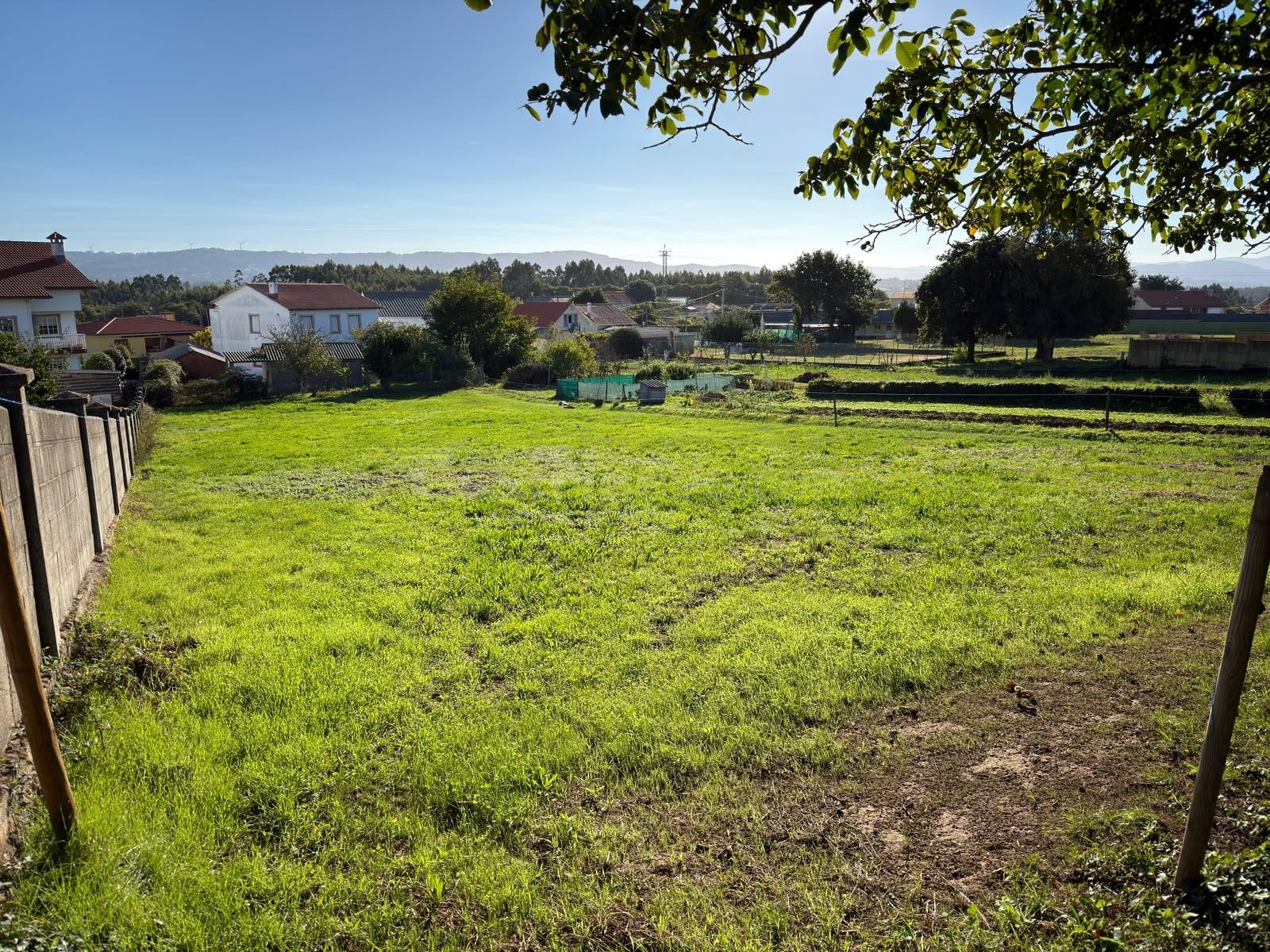 SOLAR EDIFICABLE EN EL VAL, NARÓN - foto 4