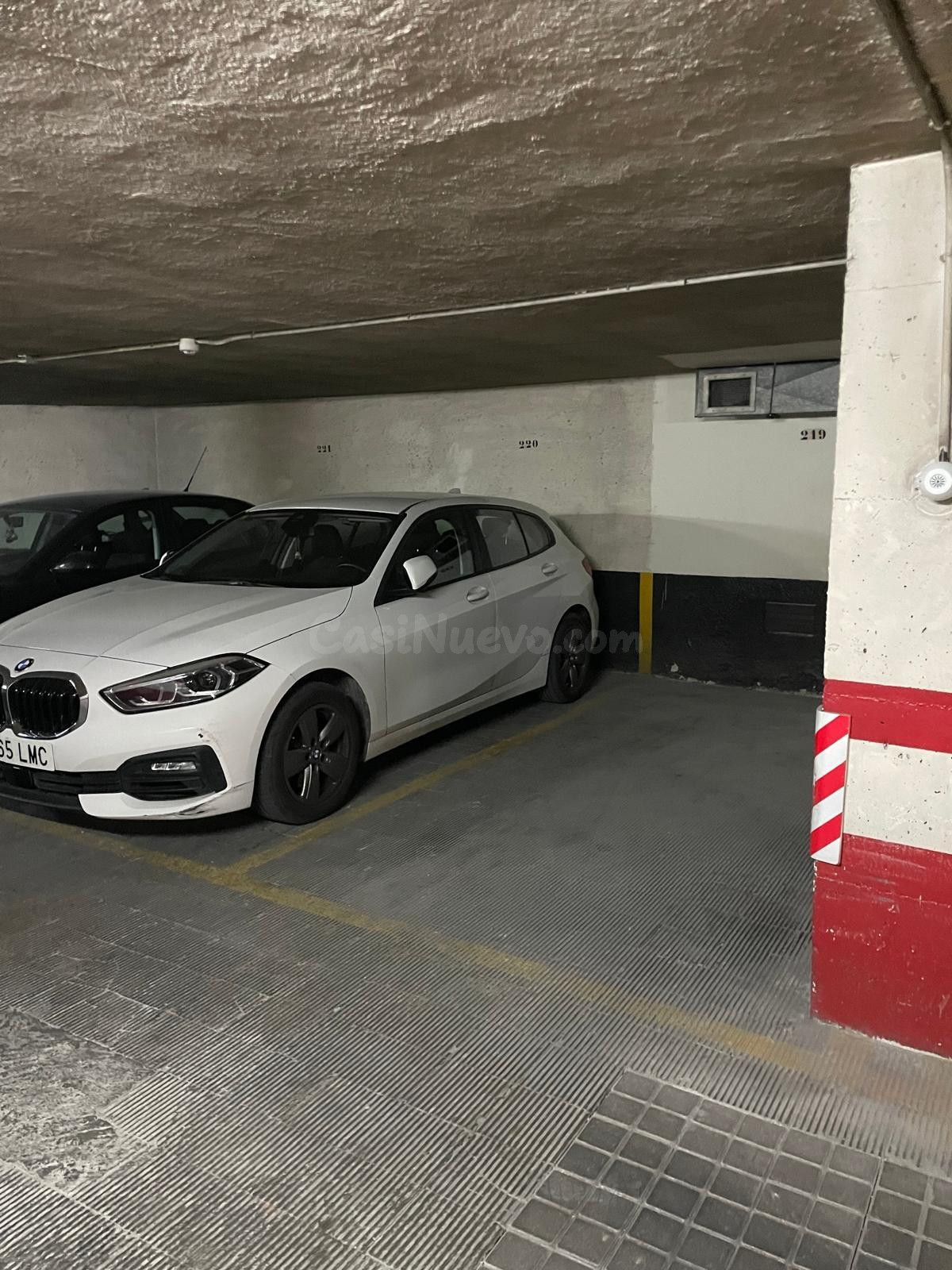 Plaza de garaje para coche pequeño - foto 3