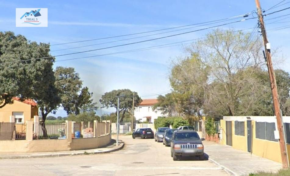 Venta piso en Valdeaveruelo (Guadalajara) - foto 2