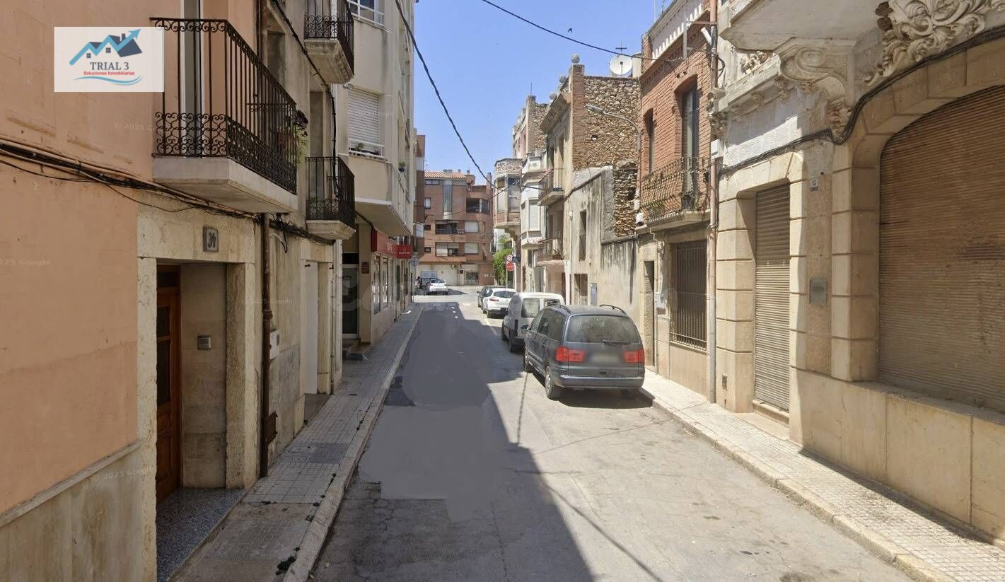 Venta local - almacén en Ulldecona (Tarragona)