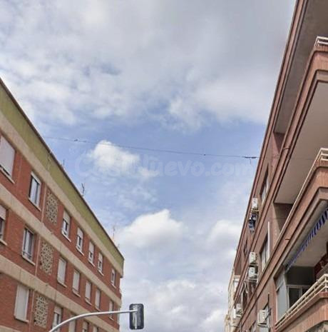 PISO EN ELDA