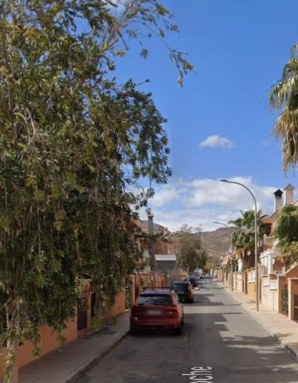 CASA EN HUERCAL DE ALMERIA